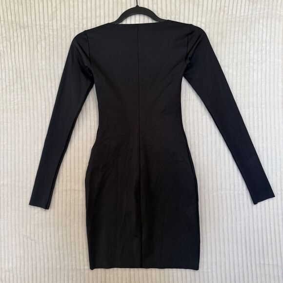 Skims Body Long Sleeve Short Dress Size Small Onyx/black NWT Built In Shapewear - Picture 10 of 11
